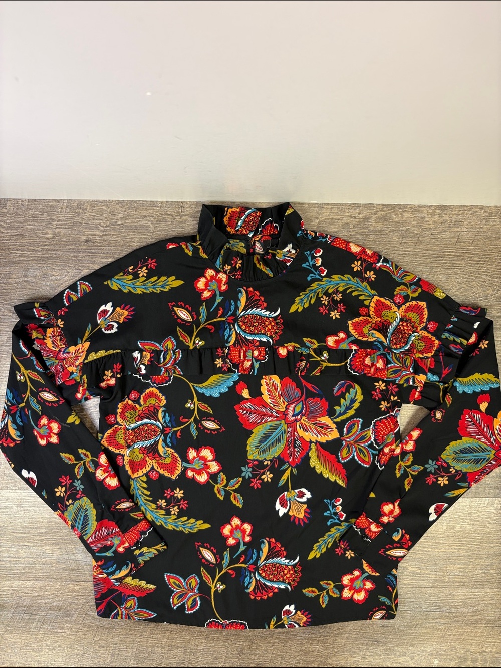 VERO MODA September Floral Ruffle Mock Neck Blouse Black Size S